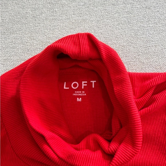 LOFT Red Ribbed Turtleneck - Picture 3 of 3